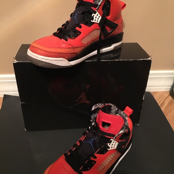 Pre owned very good condition jordan spizikes - Picture 6 of 6